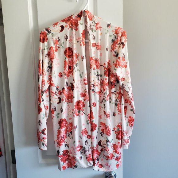 Cardigan - Picture 5 of 8